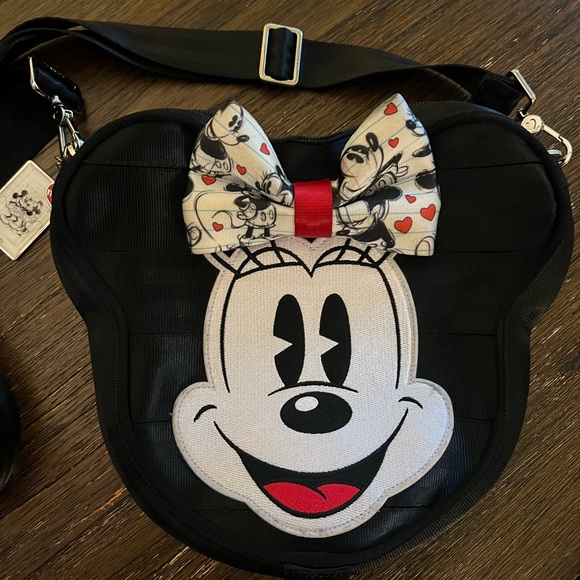 Disney Harveys Mickey loves Minnie bag - Picture 8 of 8